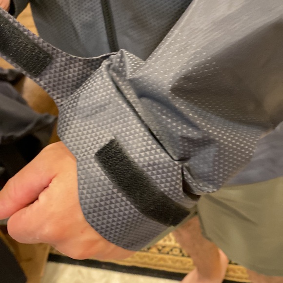 The North Face Rain Shell Jacket Large Gray - Picture 8 of 12